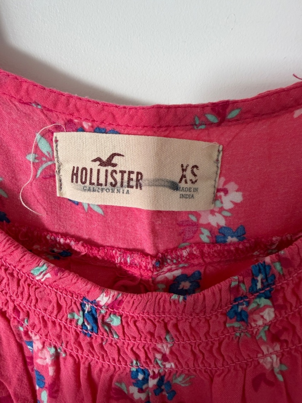 Hollister Bright Pink Floral Scoop Tank - Picture 2 of 4